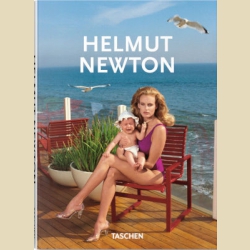 Pocket book  . Helmut Newton.  .